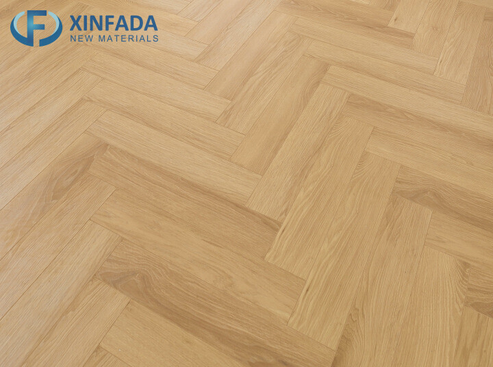 190 220 240 260 mm Oak Engineered Wood Flooring Hardwood Flooring Wood Flooring Parquet Wood Floor Herringbone Chevron Floor for Wholesale