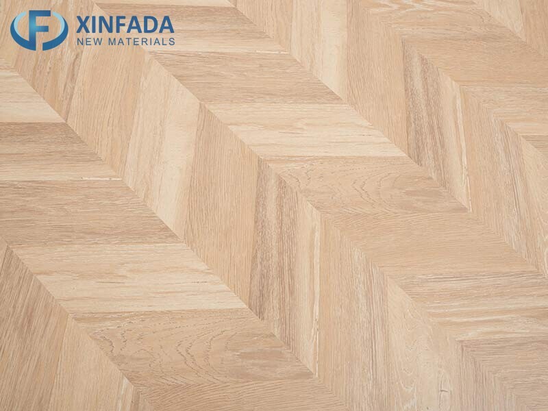Professional Manufacturer Hardwood Flooring Oak Waterproof Quartz Parquet Click Herringbone 8mm 10mm 12mm Laminate Flooring for Indoor