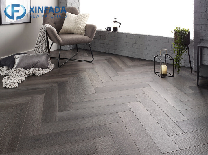 China Luxury Top Quality Vinyl Herringbone PVC Anti Slip Lvt Vinyl Flooring Floor Tiles