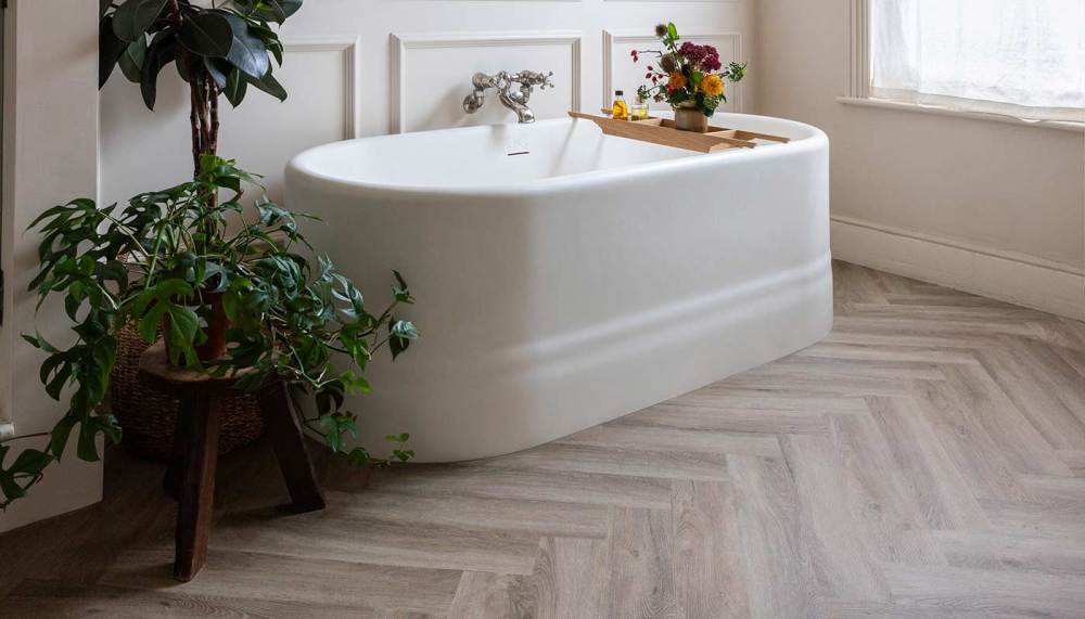 How to safely remove laminate wood flooring