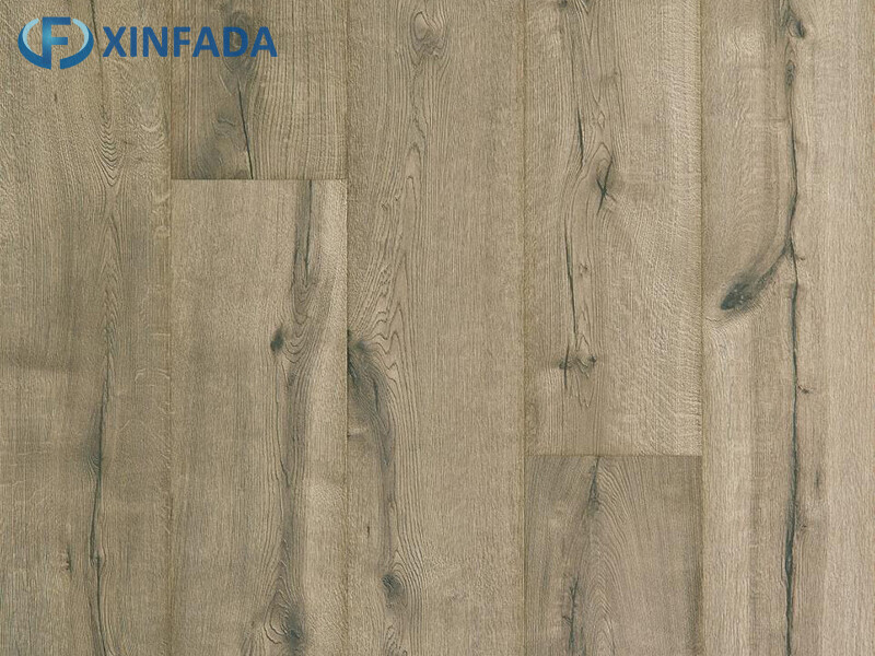 Scratch-Resistant and Stain-Resistant Oak Engineered Wood Flooring