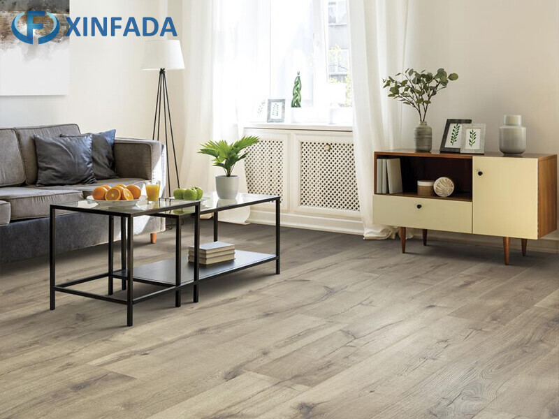 Scratch-Resistant and Stain-Resistant Oak Engineered Wood Flooring