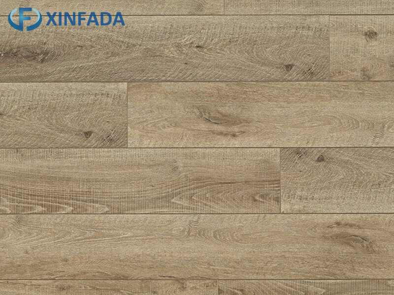 EIR Embossed Laminate Flooring With 1mm IXPE Backing