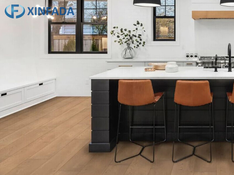 6mm SPC Flooring With 100% Waterproof and 20mil Wear-Resistant Layer