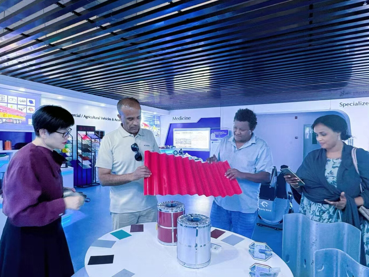 Ethiopian merchants visit Djibouti Cross -E -commerce Exhibition Center!-2.jpg Ethiopian merchants visit Djibouti Cross -E -commerce Exhibition Center!-2.jpg