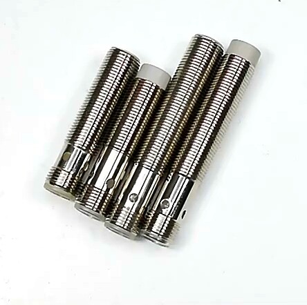 DMC12 Ultra short inductive proximity sensor