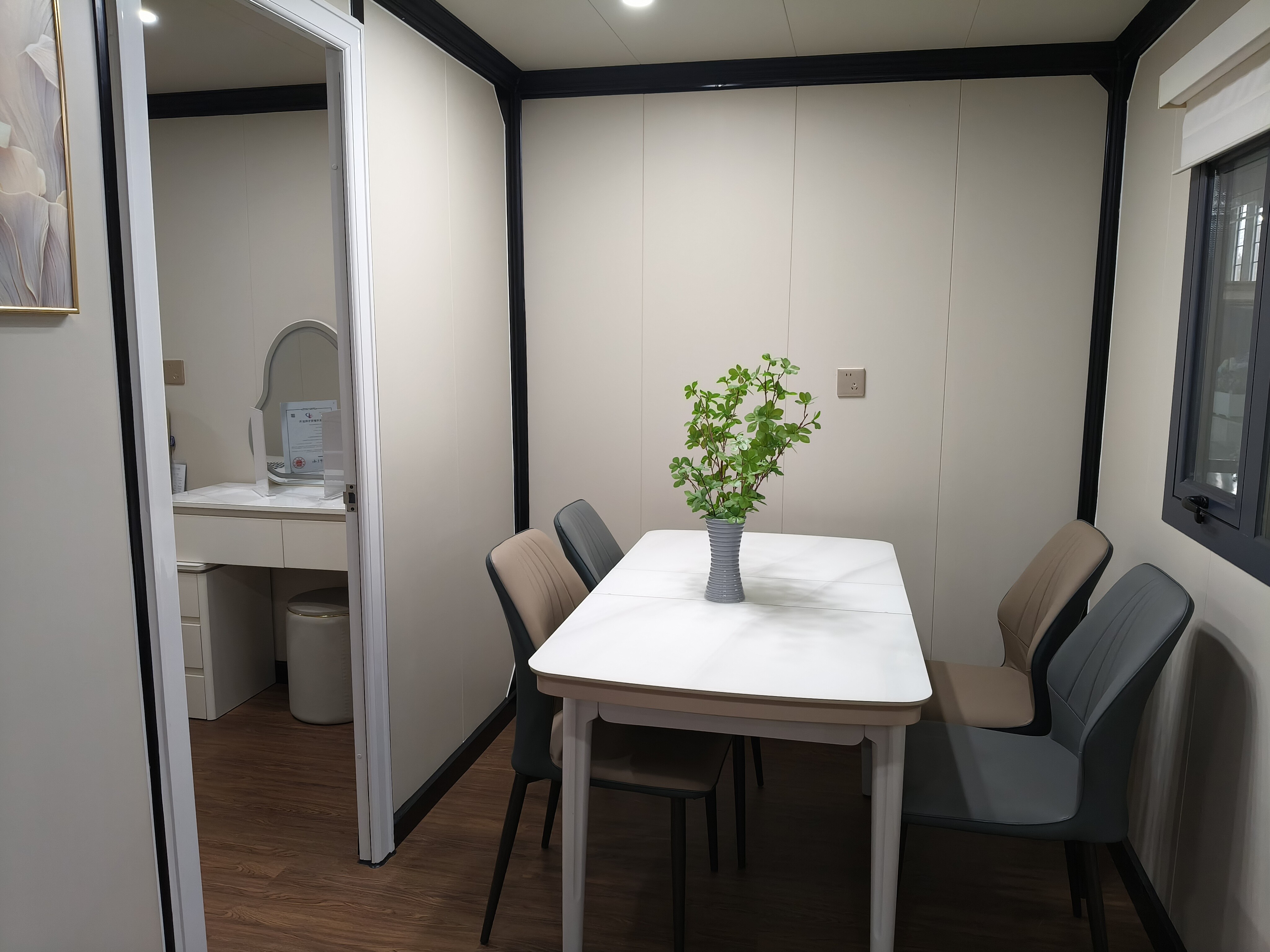 Maison pliante de 40 pieds