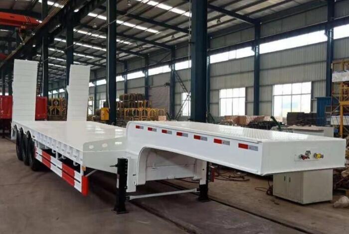 SHACMAN 3 Axles Lowbed Semi-Trailer