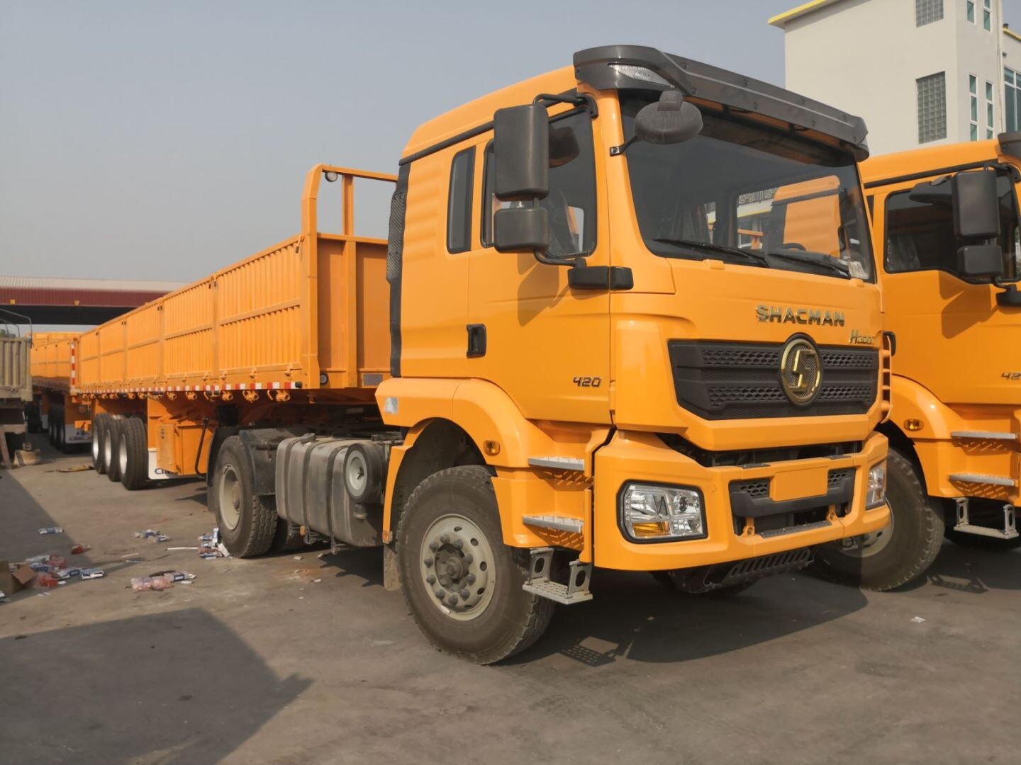 H3000 4X2 Tractor Truck