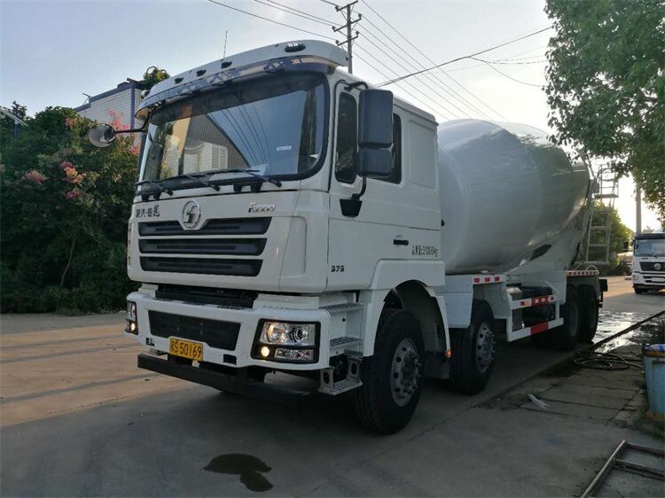 F3000 cement mixer truck 8x4