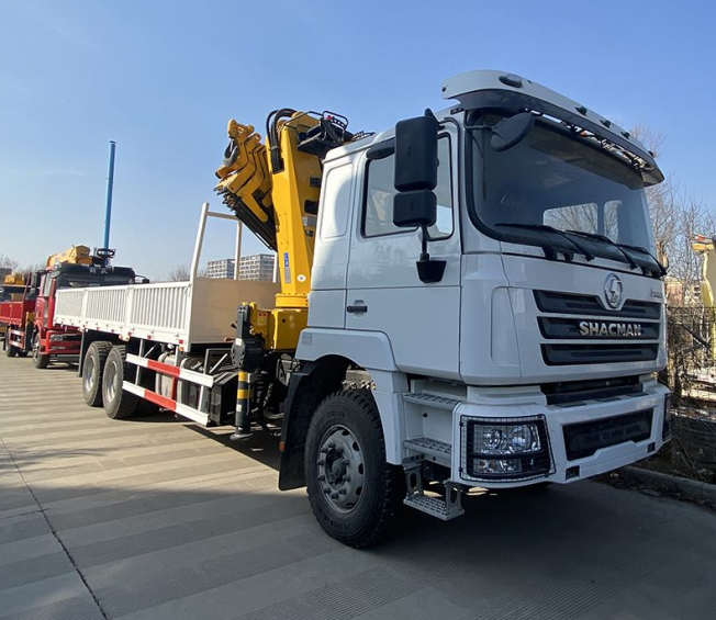 F3000 Crane truck 6x4