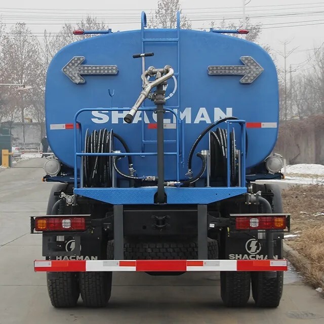 F3000 Sprinkler truck 4x2