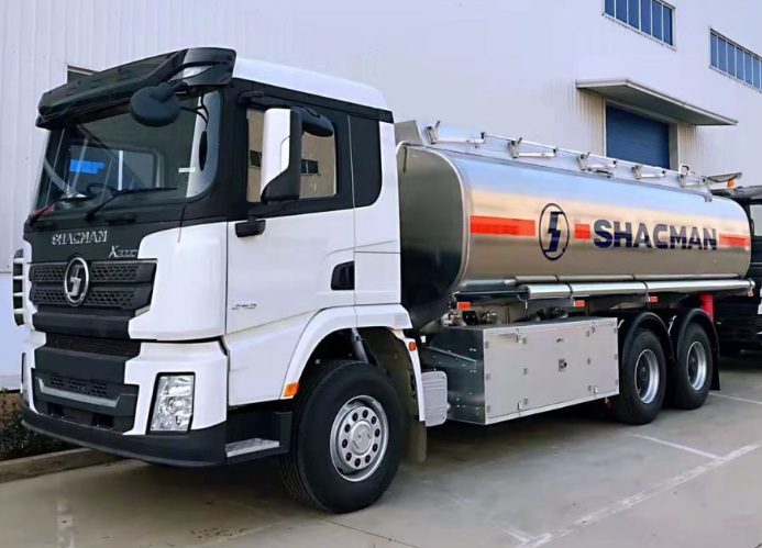 X3000 6X4 Oil Tanker Truck