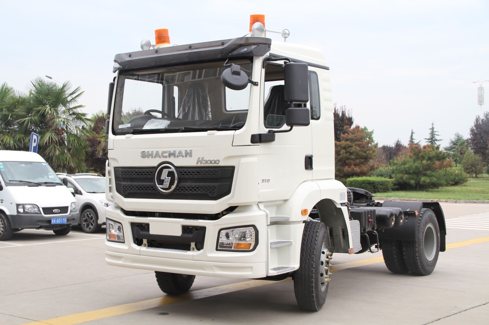 H3000 6X4 Tractor Truck