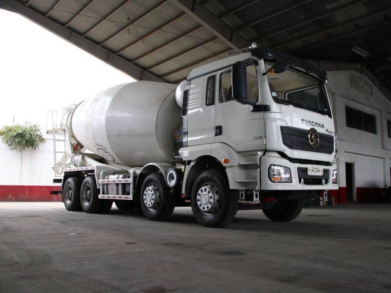 H3000 8X4 Mixer Truck
