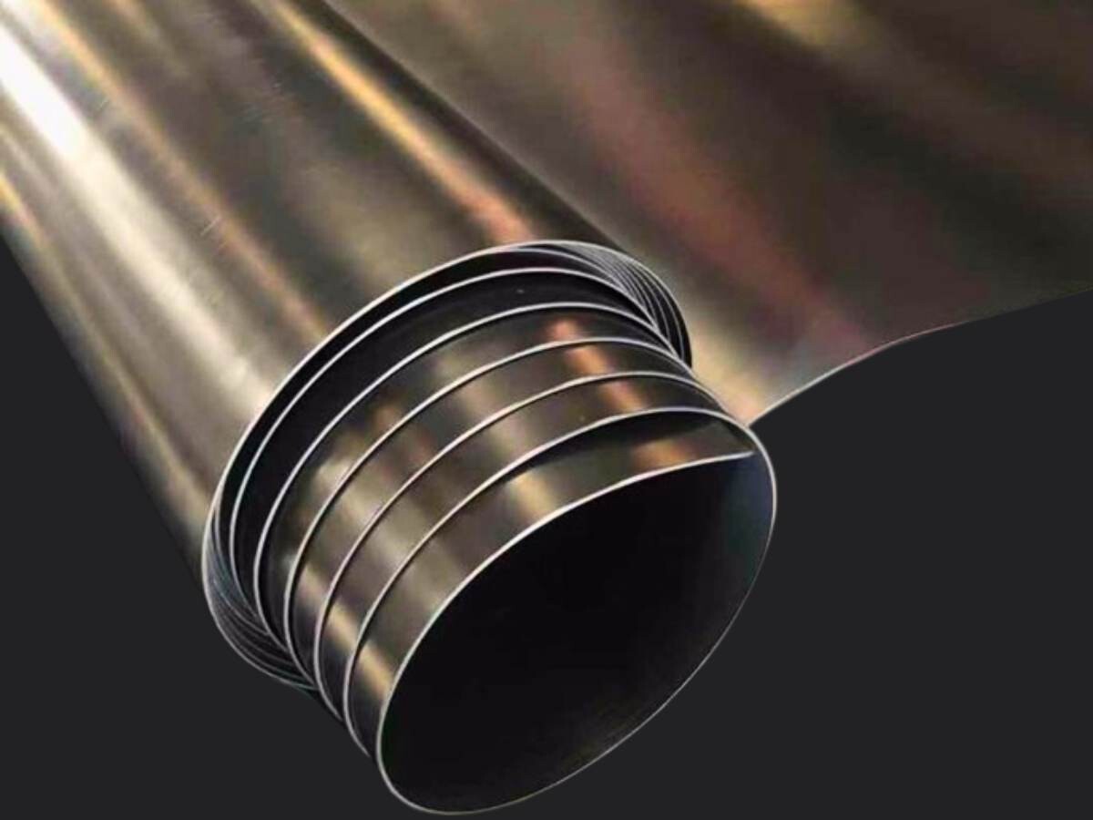 Primarily used in landfill sites, wastewater and liquid waste treatment, water conservancy, agriculture, transportation, high-speed rail, tunnels, airports, construction, landscape, and other anti-seepage lining projects.