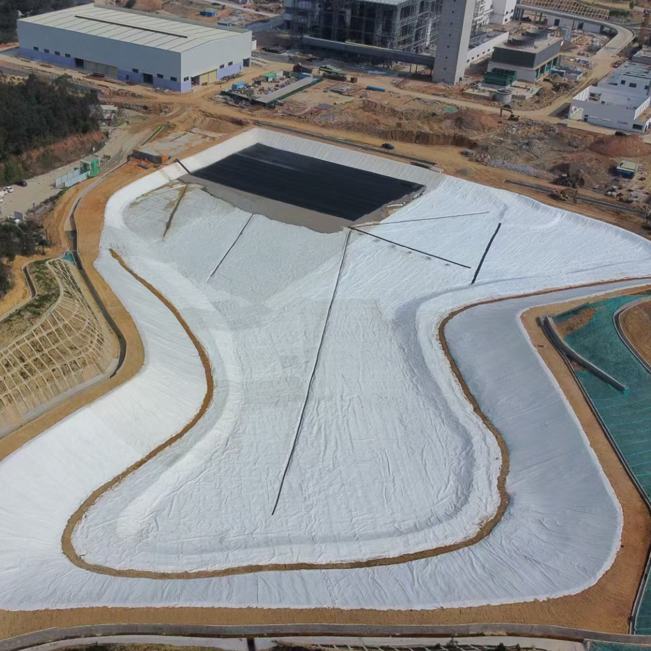 Short Fiber Composite Geomembrane