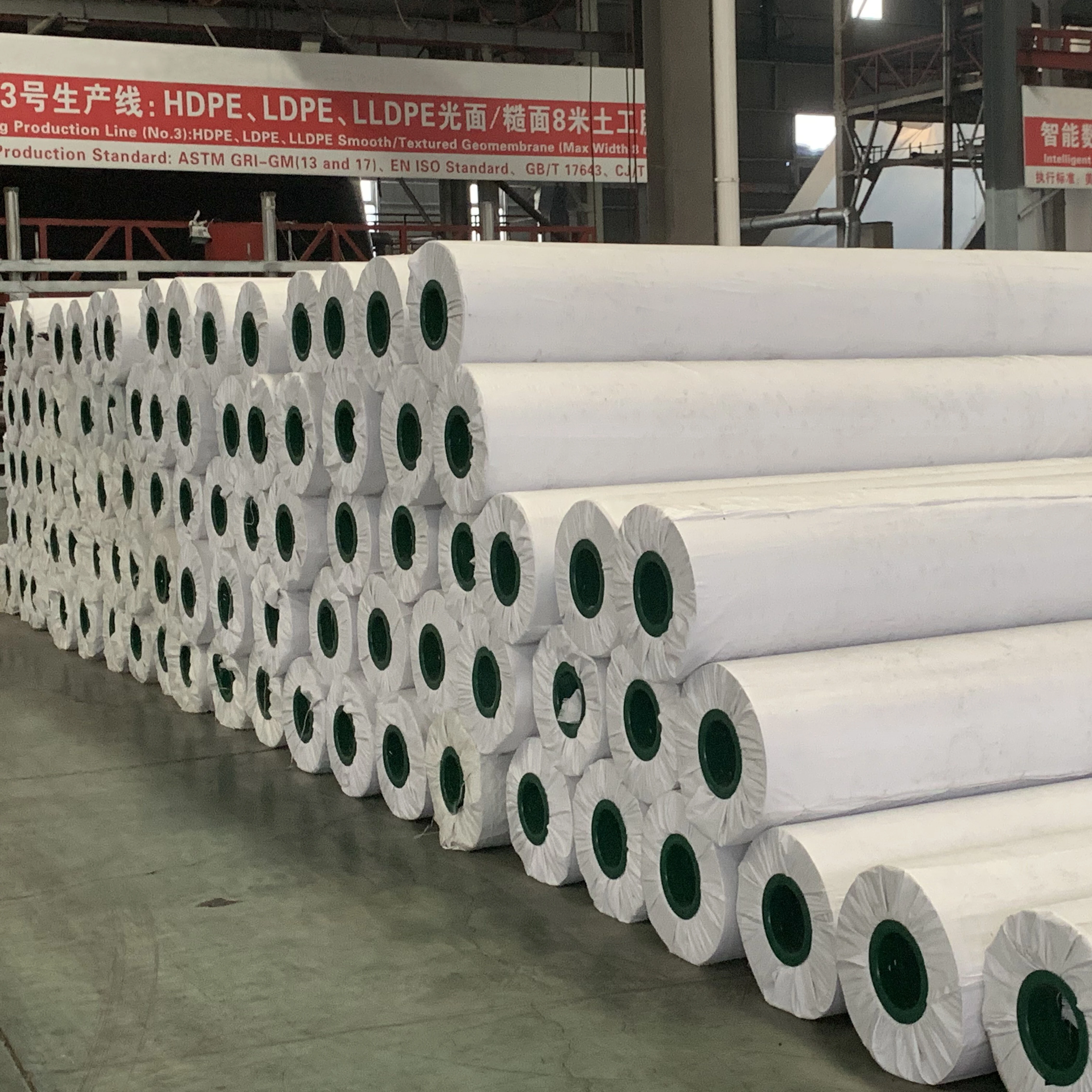 Short fiber needle-punched reinforced nonwoven geotextile