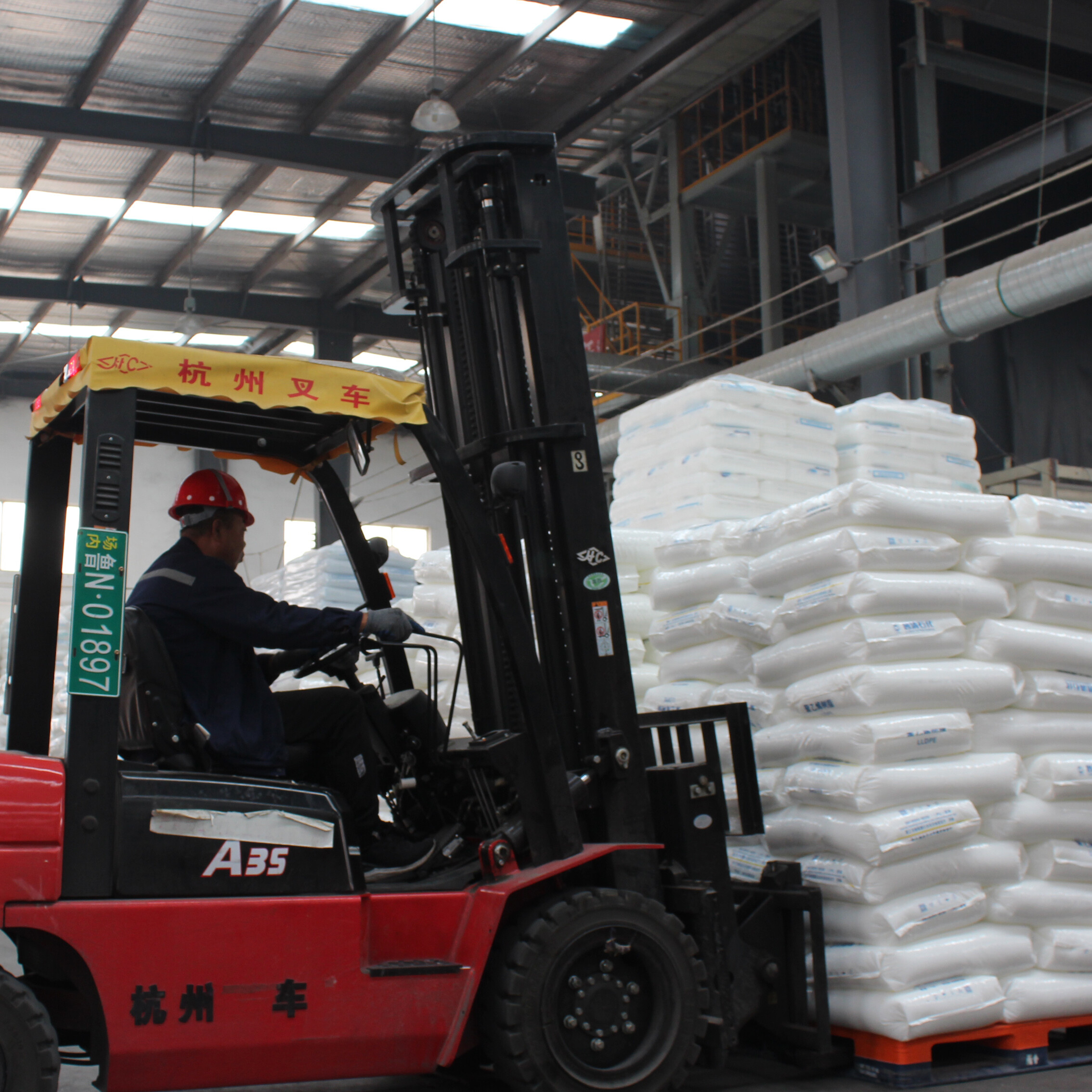 Geosynthetic Clay Liner With HDPE Geomembrane