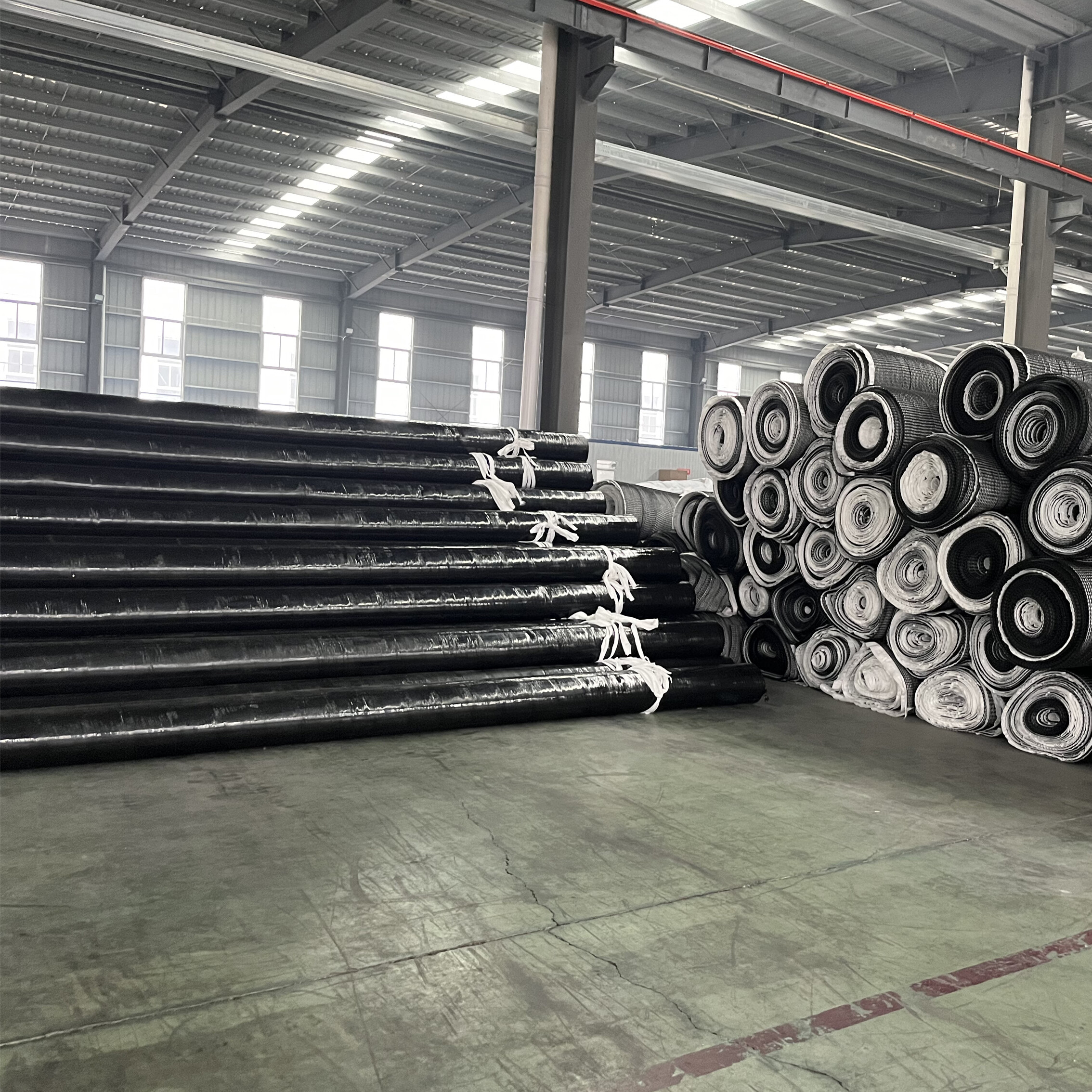 Geosynthetic Clay Liners For Artificial Lake