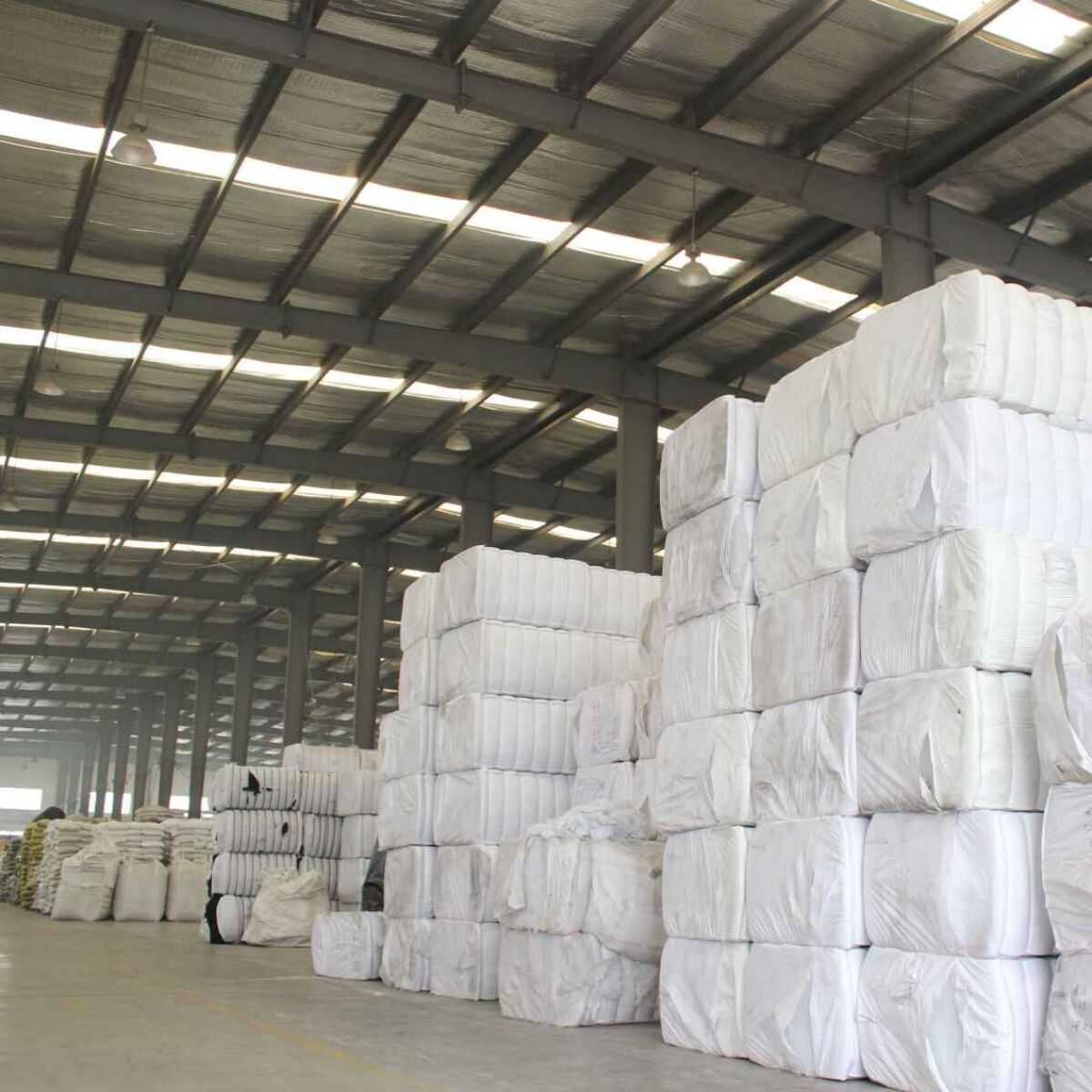 Short-Filament Composite Drainage Board