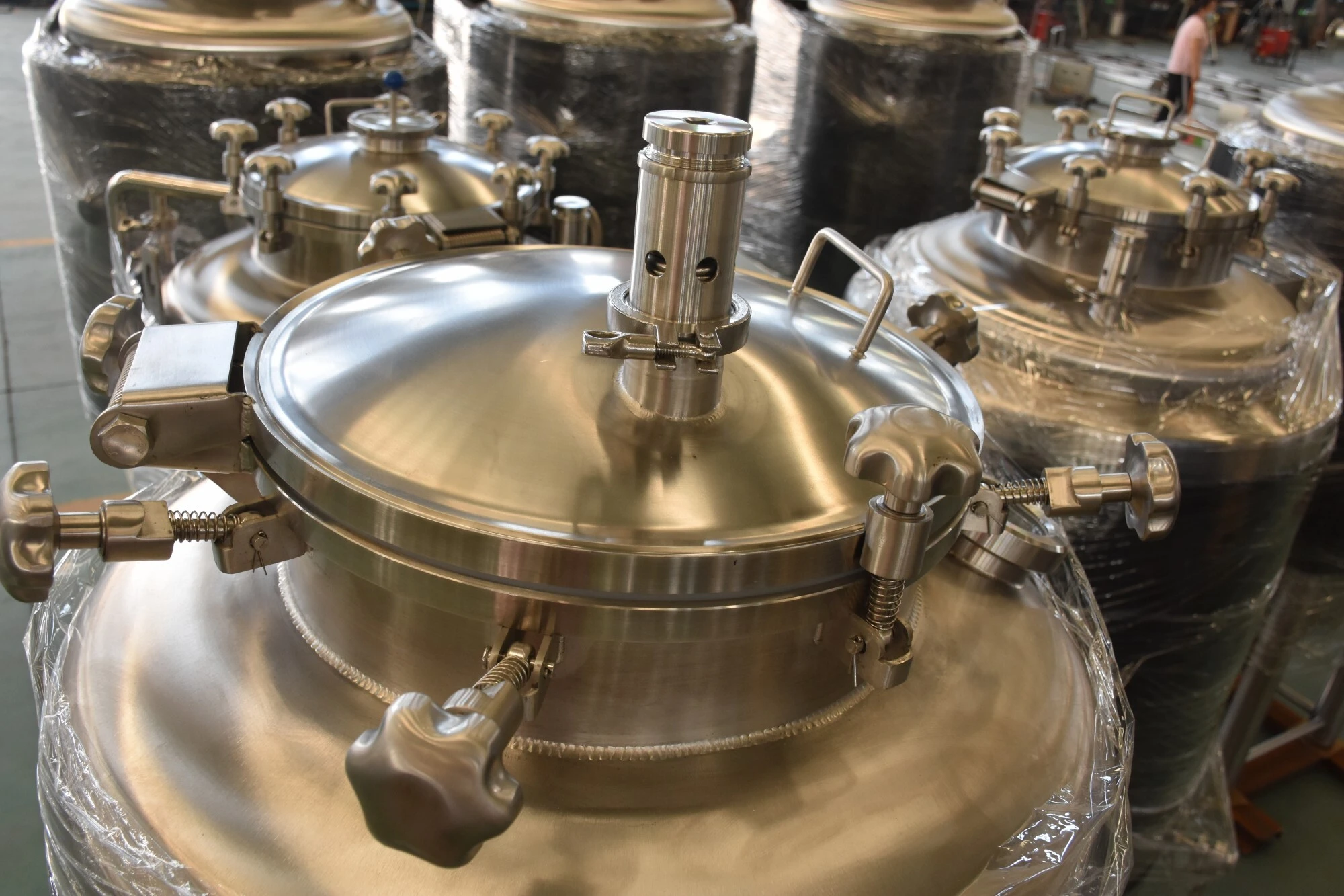 Beer fermentation tanks: a comprehensive analysis of professional-grade fermentation vessels