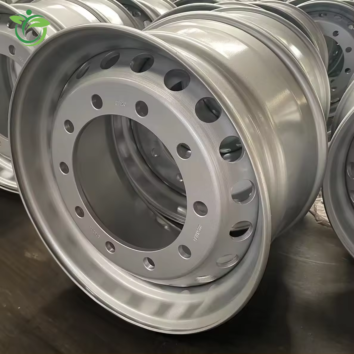 Durable and Sturdy with Good Heat Dissipation Steel Truck Trailer Wheel Rims 22.5 20.5