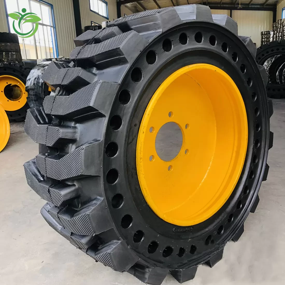 Heavy Duty Dump Truck Loader Tyres