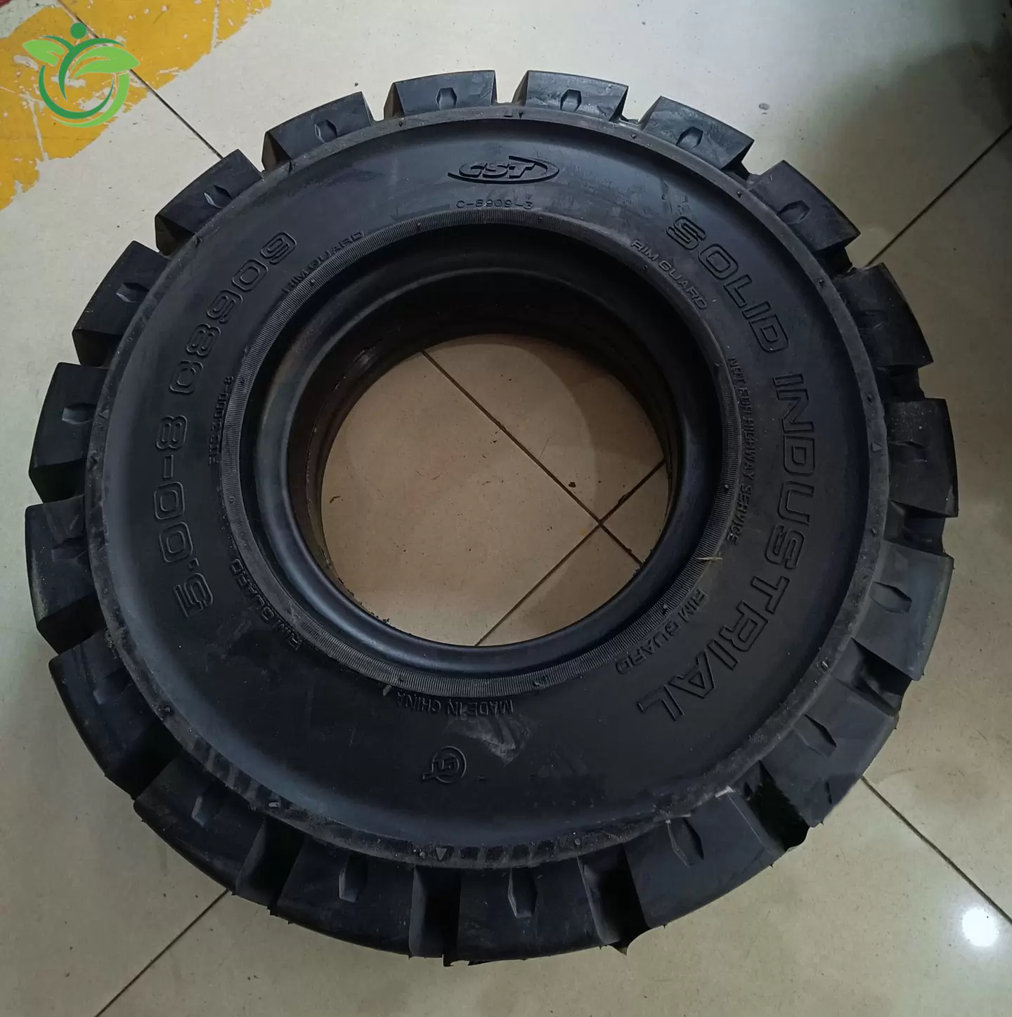 Forklift Solid Tire