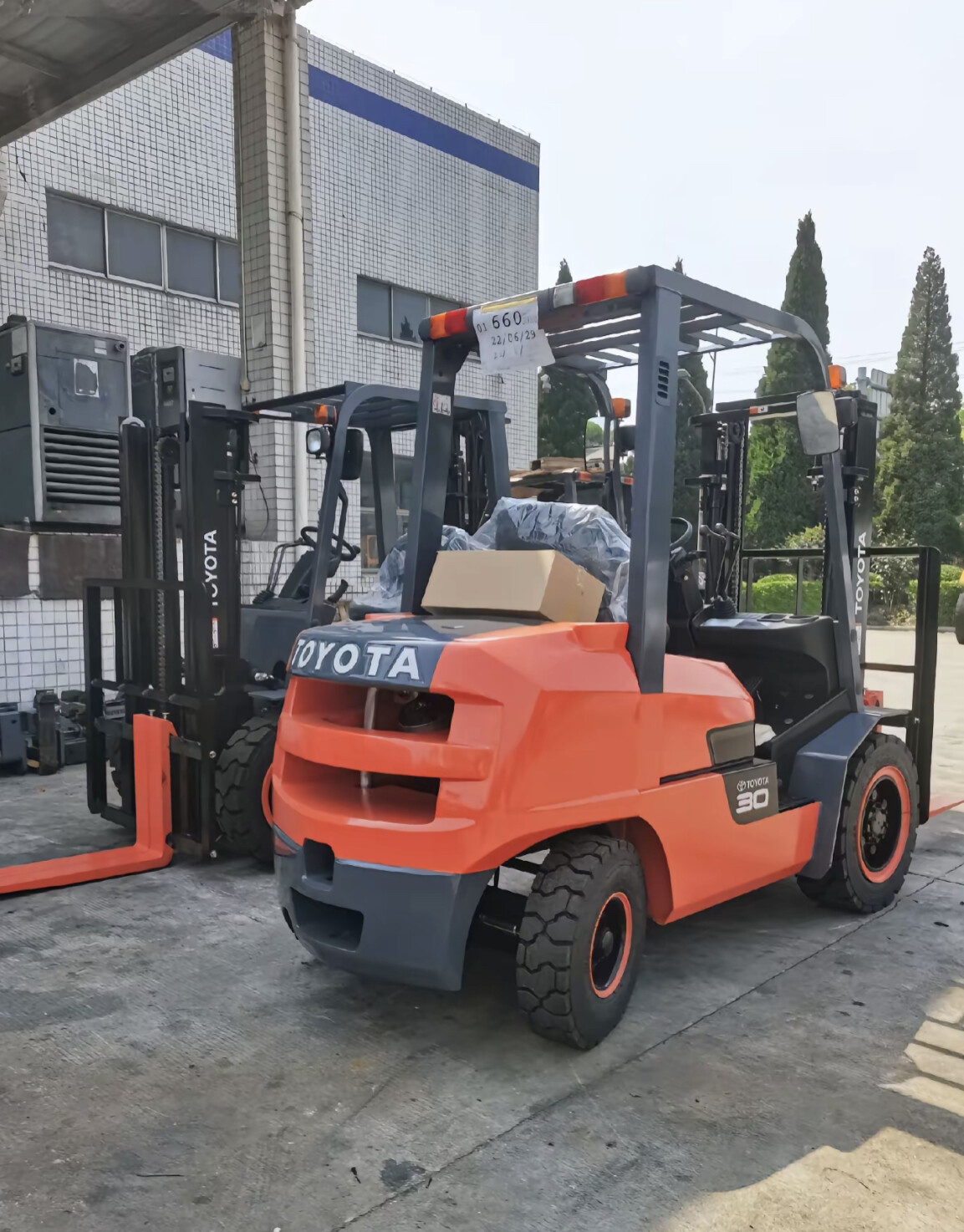 TOYOTA 3-10 TON INTERNAL COMBUSTION ENGINE FORKLIFT