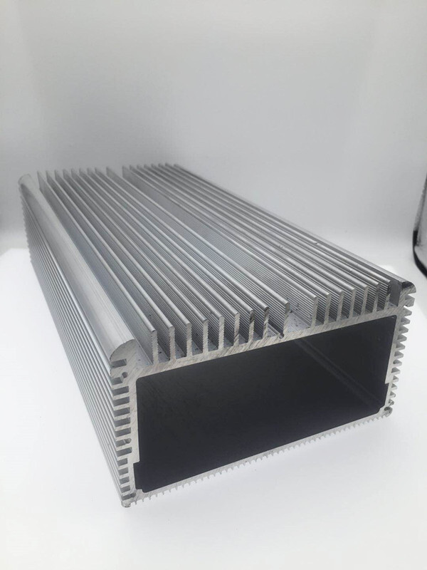 Aluminum profiles for ladders