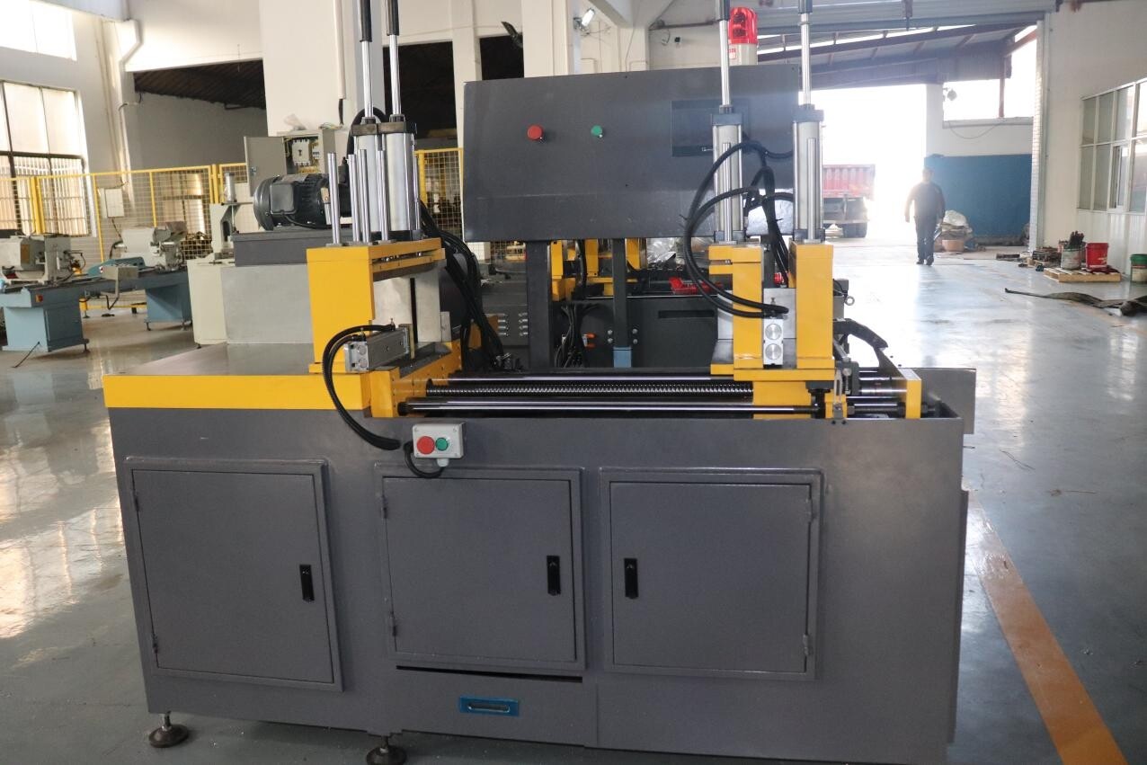 MR-505CNC Automatic aluminum cutting machine