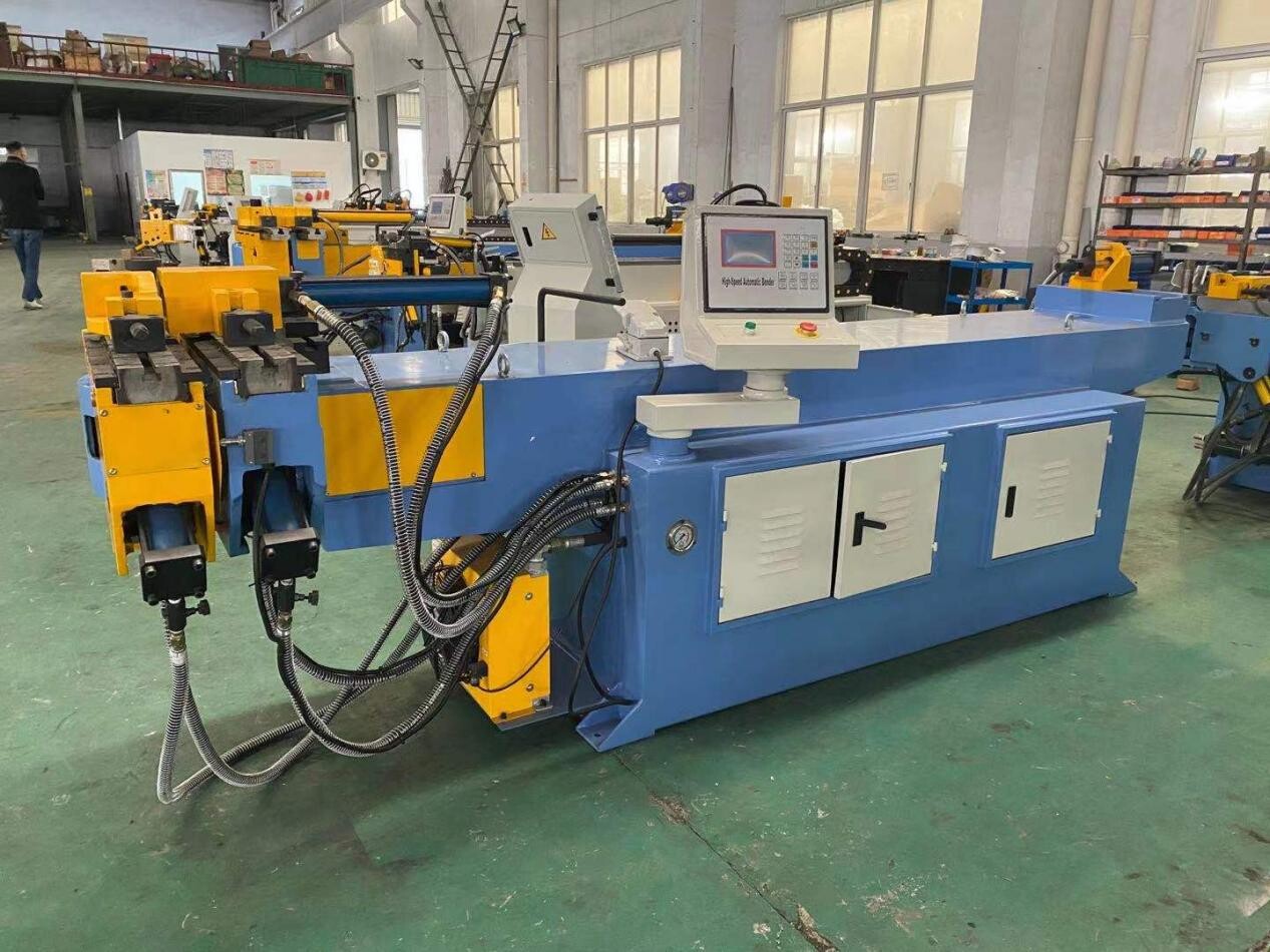 Single head hydraulic pipe bender DW63NC