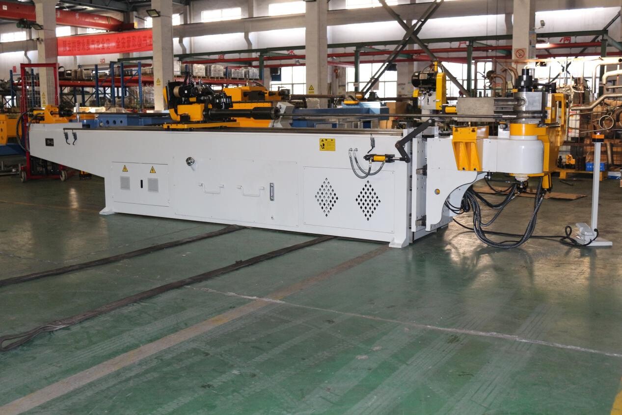 DW75CNC-4A-2S Automatic high precision servo pipe bending machine