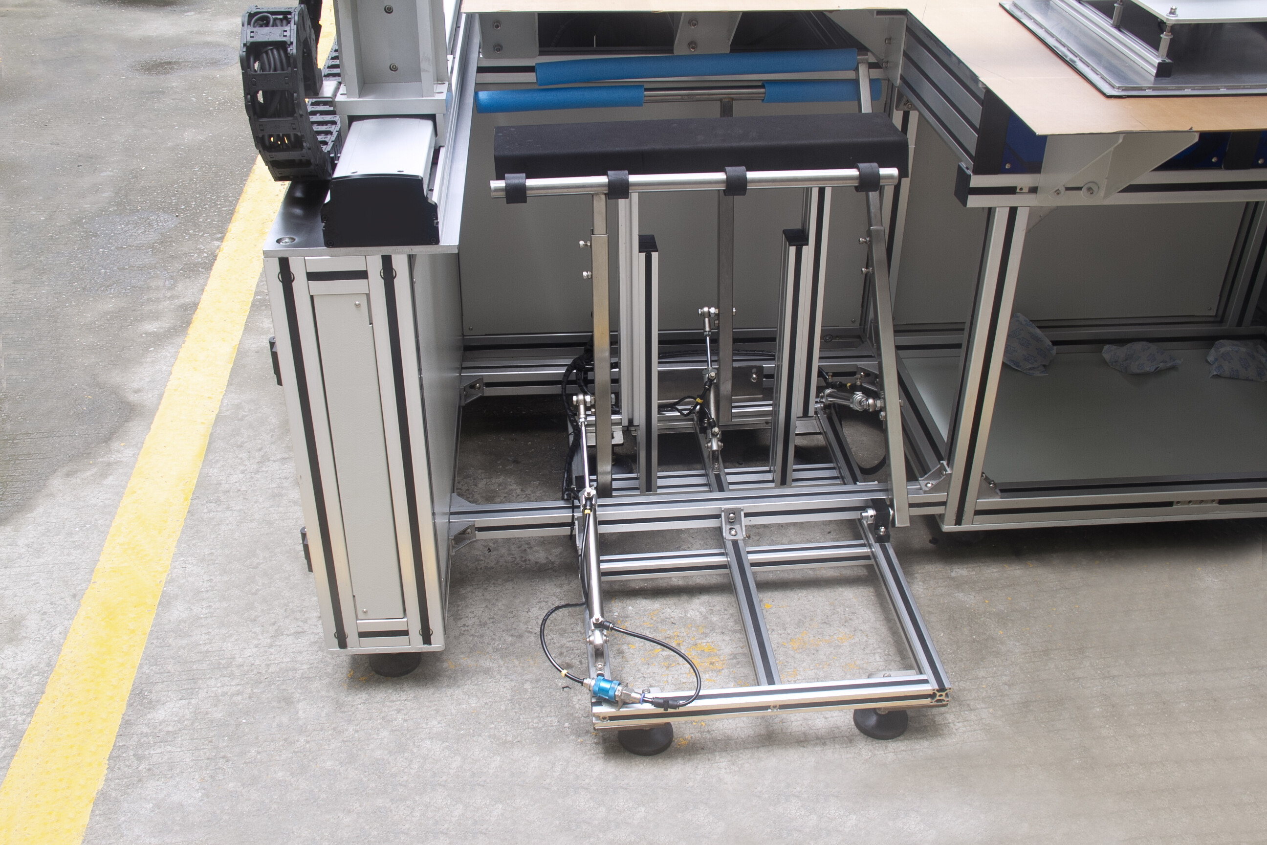 MS-19M INTELLIGENT JOINTING OVERLOCK SEWING MACHINE