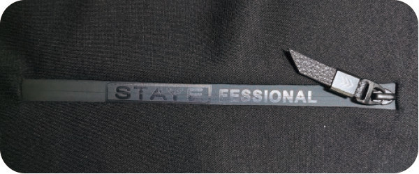 带logo露齿拉链袋.jpg 带logo露齿拉链袋.jpg