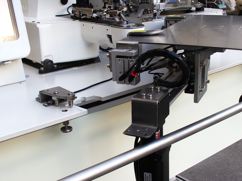 MS-20 POLO AUTO POLO SHIRTS BUTTONING MACHINE