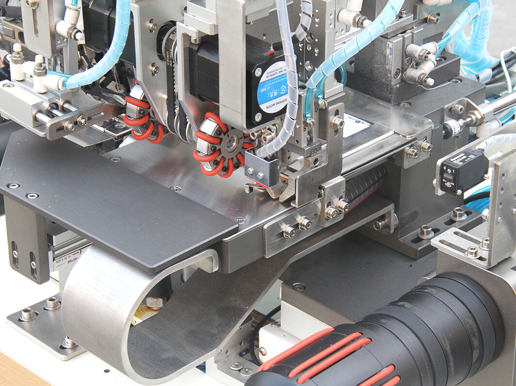 MS-18 AUTO RIB BOTTOM ATTACHING MACHINE