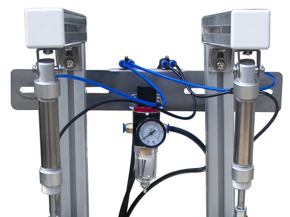 MS-15D PANT CLIP MACHINE ( OPEN TYPE )