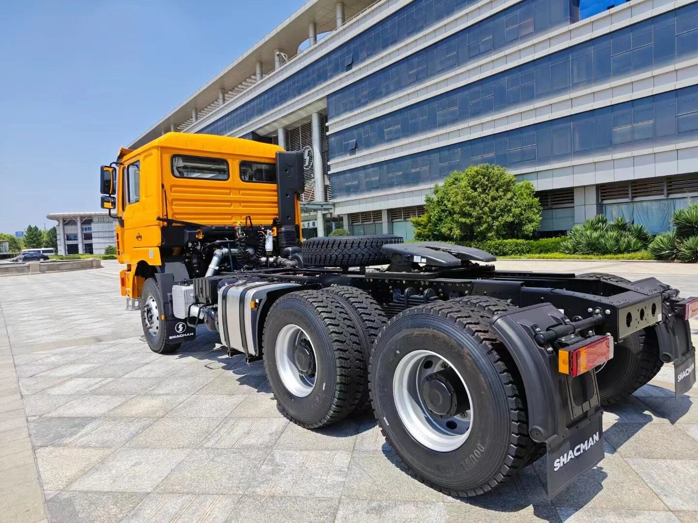 F3000 Camion remorque 6x4
