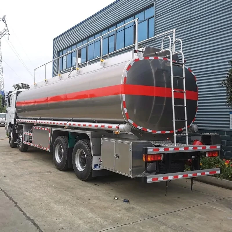 F3000 Camion-citerne à pétrole 8x4