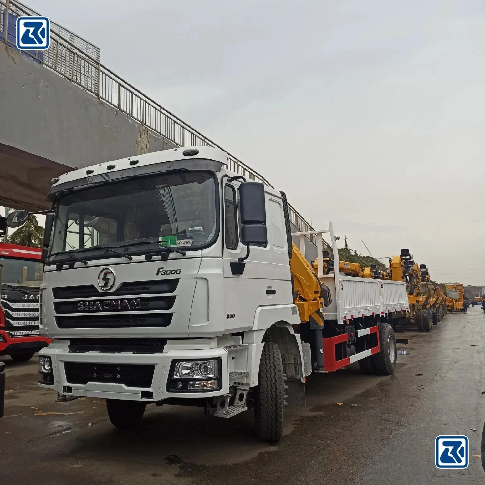 F3000 Camion-grue 4x2