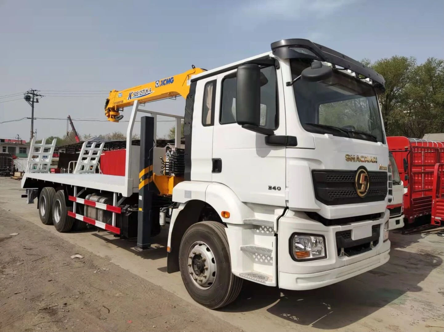 Grue montée sur camion H3000 6×4