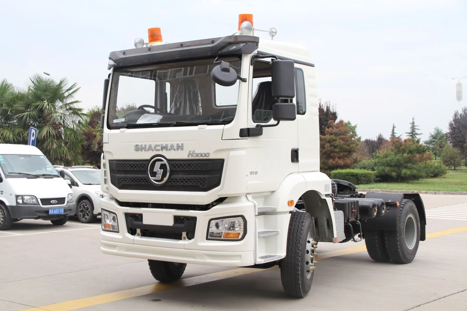 Camion tracteur H3000 6X4