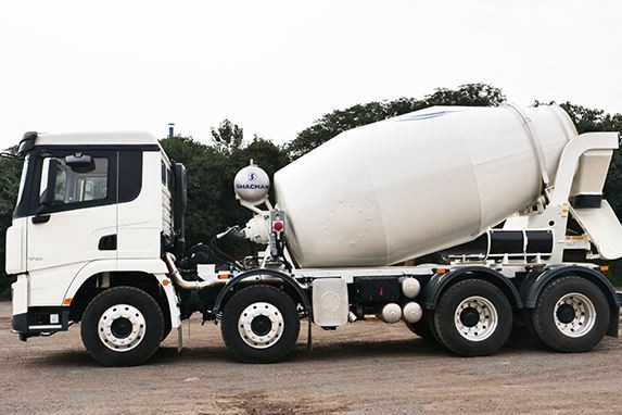 Camion malaxeur de ciment X5000 8x4
