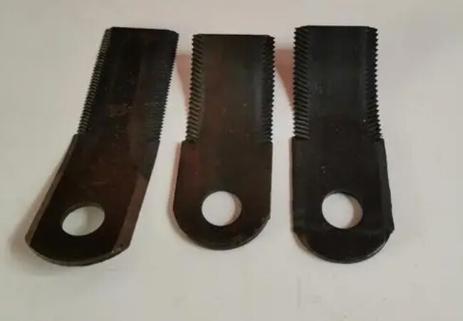 machine de terrain dentelée