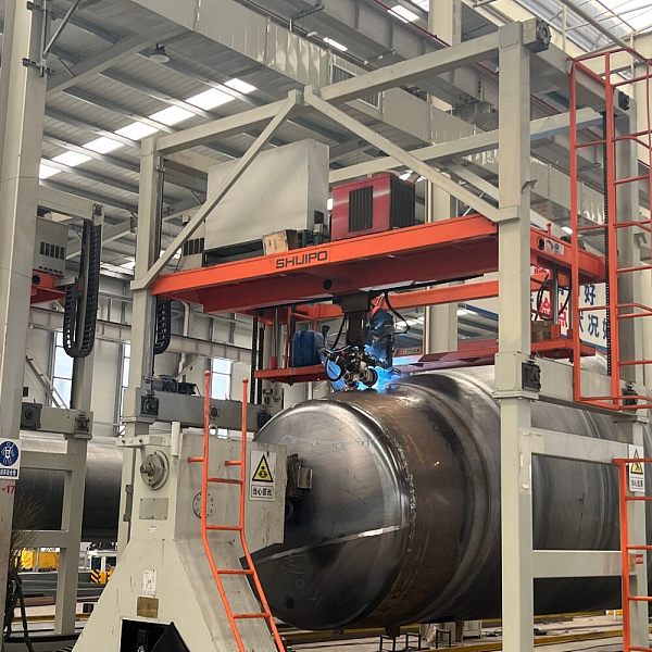 5..Tanker Trailer Plate Automatic Welding Machine.jpg