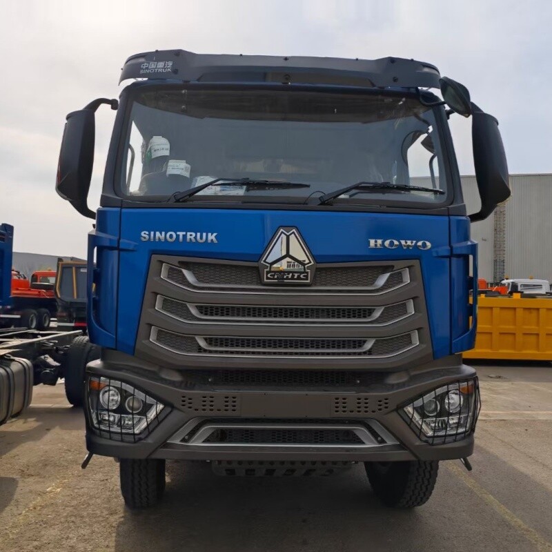 8x4 12 wheels Howo Dump truck  for sale 