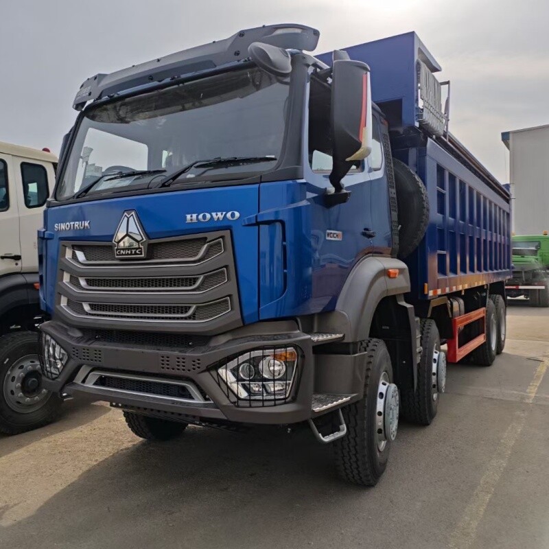 8x4 12 wheels Howo Dump truck  for sale 