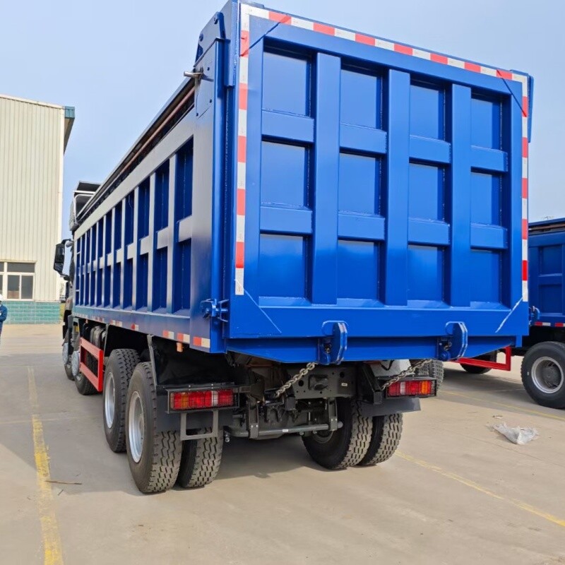 8x4 12 wheels Howo Dump truck  for sale 